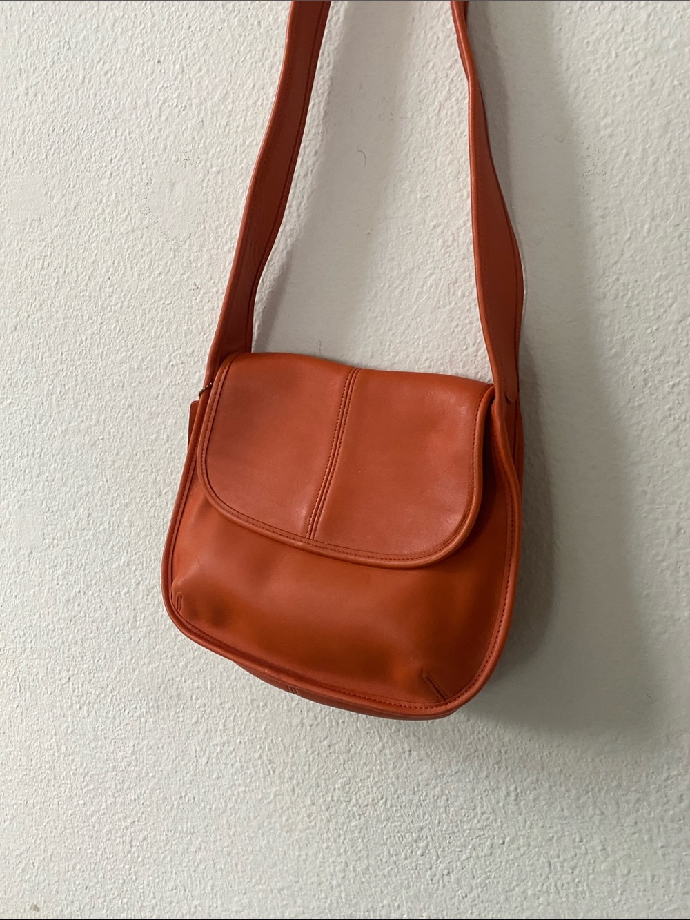 Vintage Coach Ergo Crossbody Leather in Tangerine 🍊